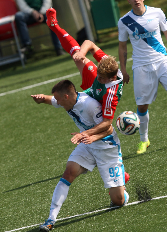 Матч 6-го тура молодежного первенства России. «Локомотив»-м — «Зенит»-м.