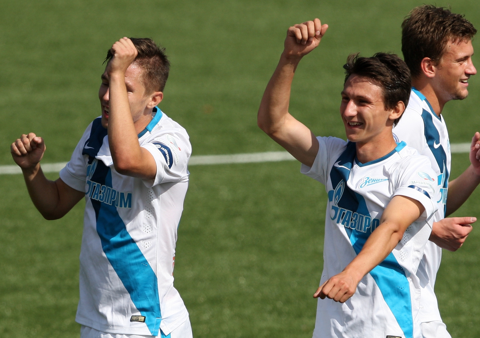 Матч 6-го тура молодежного первенства России. «Локомотив»-м — «Зенит»-м.