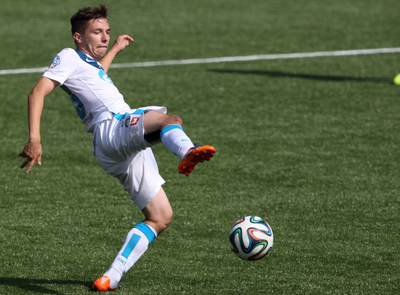 Матч 6-го тура молодежного первенства России. «Локомотив»-м — «Зенит»-м.