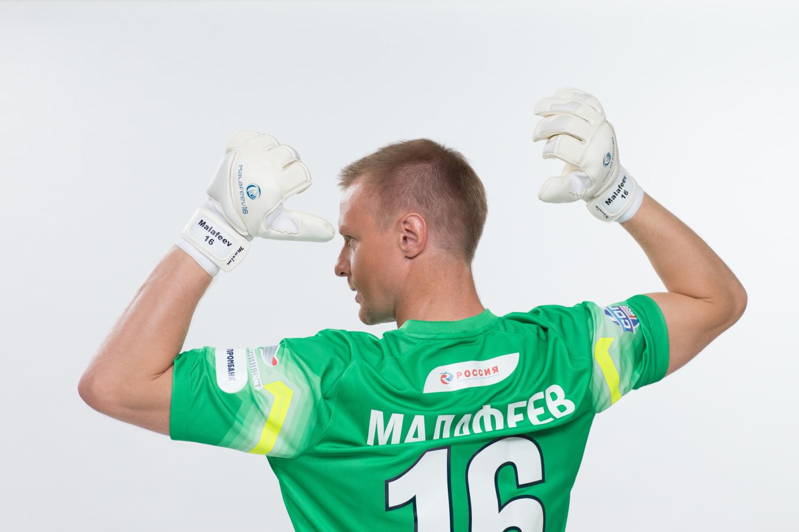 Фотосессия футболистов и тренеров основного состава ФК «Зенит» сезона 2014/2015