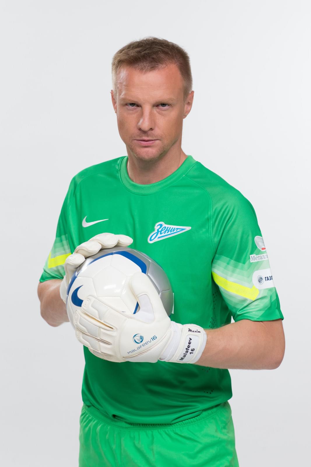 Фотосессия футболистов и тренеров основного состава ФК «Зенит» сезона 2014/2015