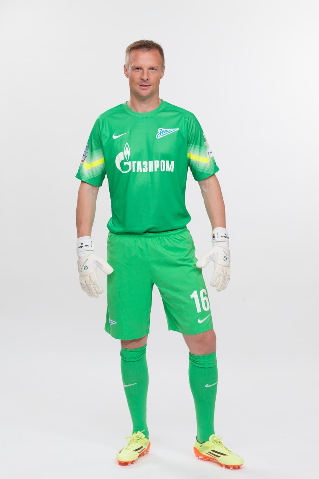 Фотосессия футболистов и тренеров основного состава ФК «Зенит» сезона 2014/2015