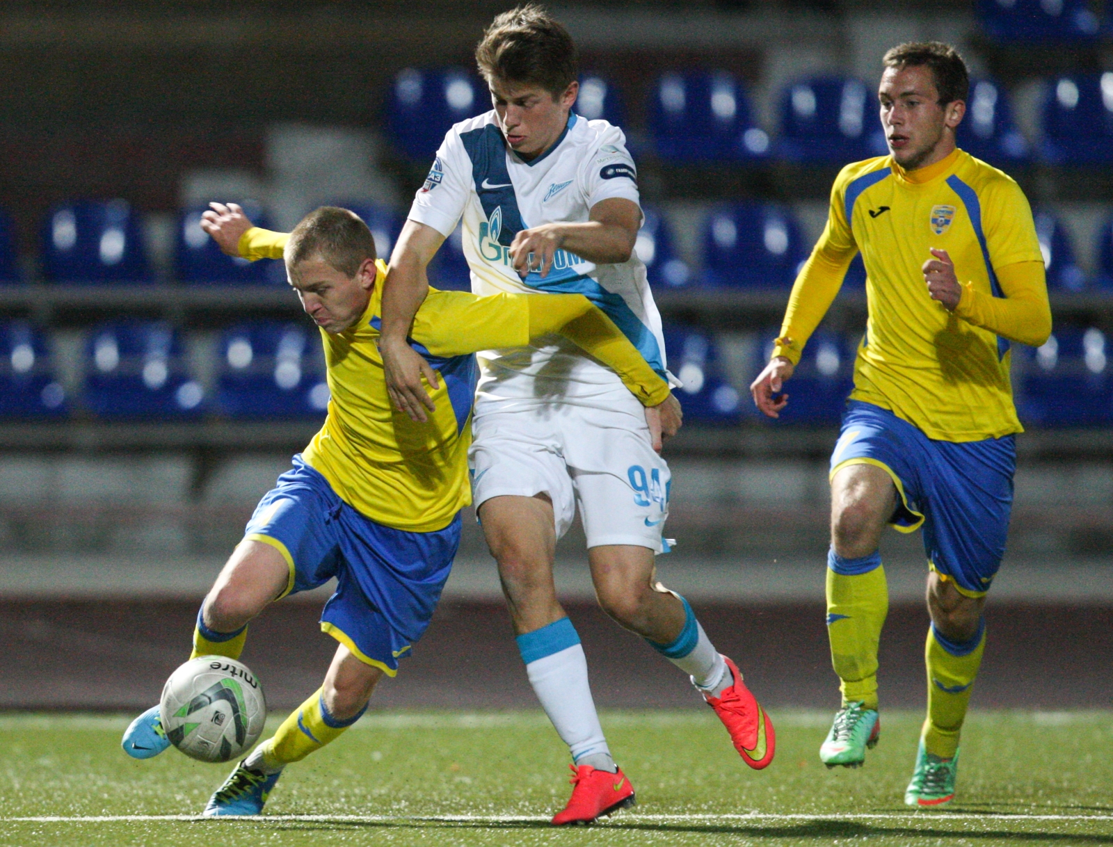 Первенство ПФЛ, 2014/2015, «Строгино» — «Зенит»-2