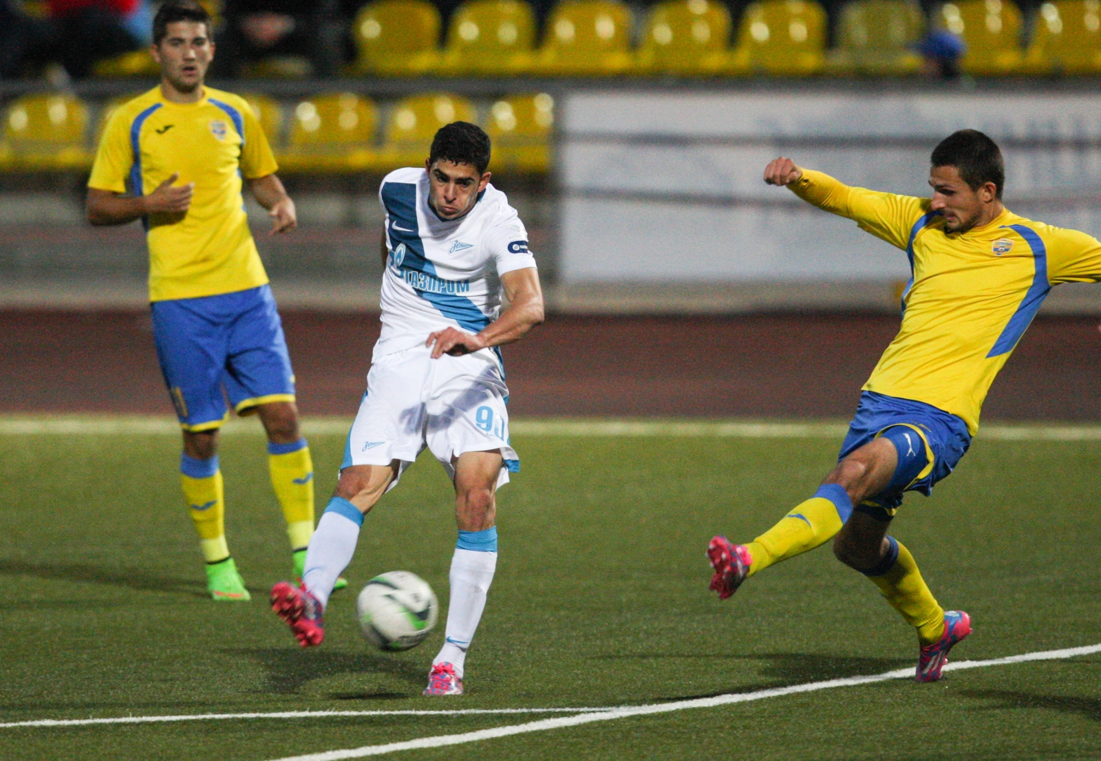 Первенство ПФЛ, 2014/2015, «Строгино» — «Зенит»-2