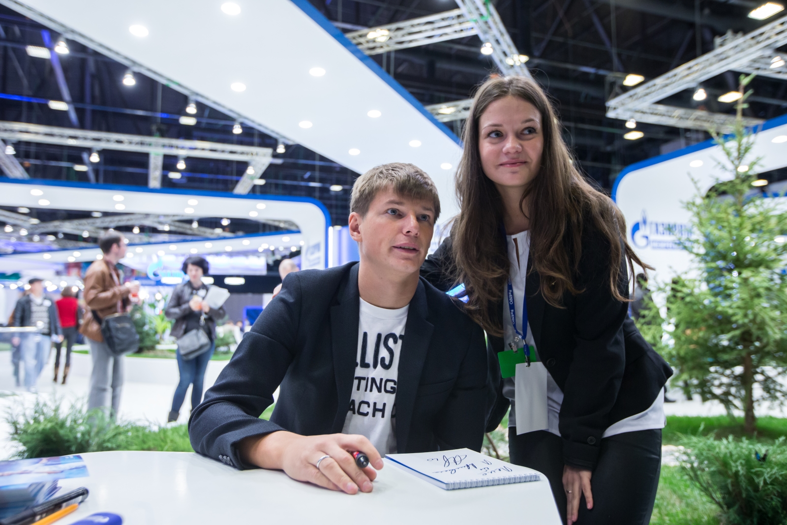 Автограф-сессия Андрея Аршавина