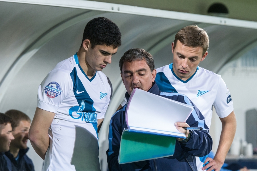 Сборы в Турции: 27 января, матч  «Легия»—«Зенит»