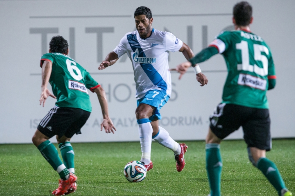 Сборы в Турции: 27 января, матч  «Легия»—«Зенит»