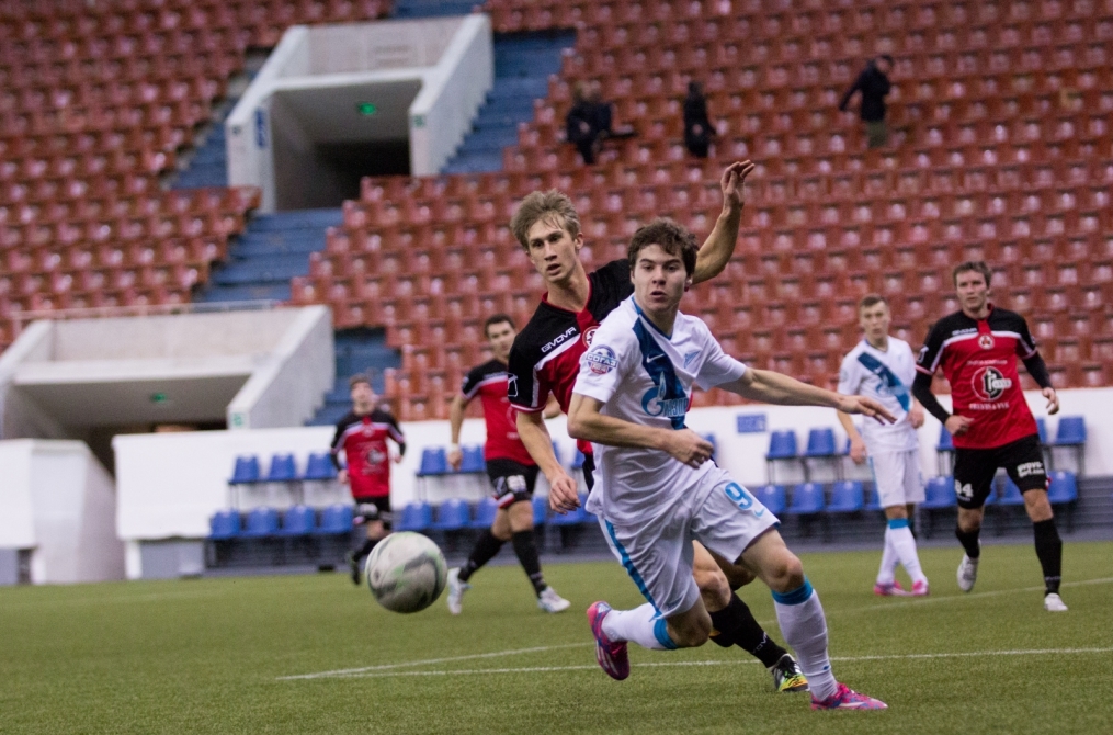 XVI турнир на призы Полномочного представителя Президента России в Северо-Западном федеральном округе.  2-й тур. Матч «Зенит»-2 — «Звезда»