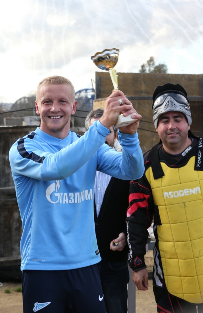 Сборы в Испании: командный турнир по пейнтболу