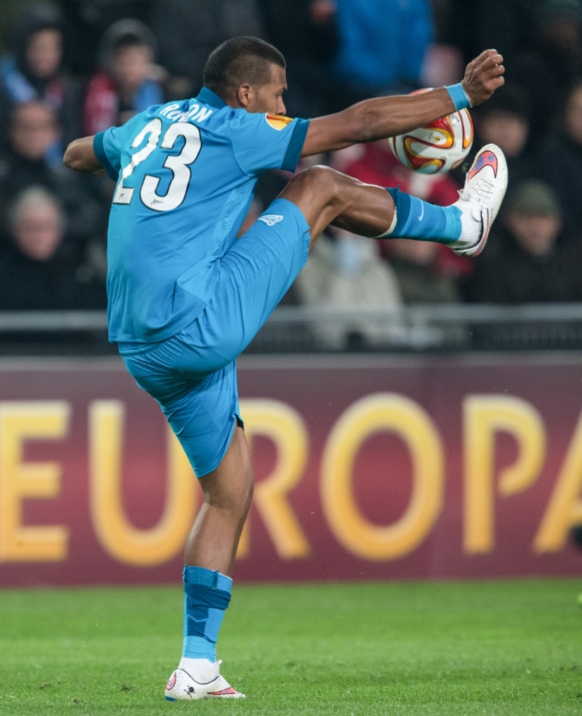 Лига Европы УЕФА, ПСВ — «Зенит»