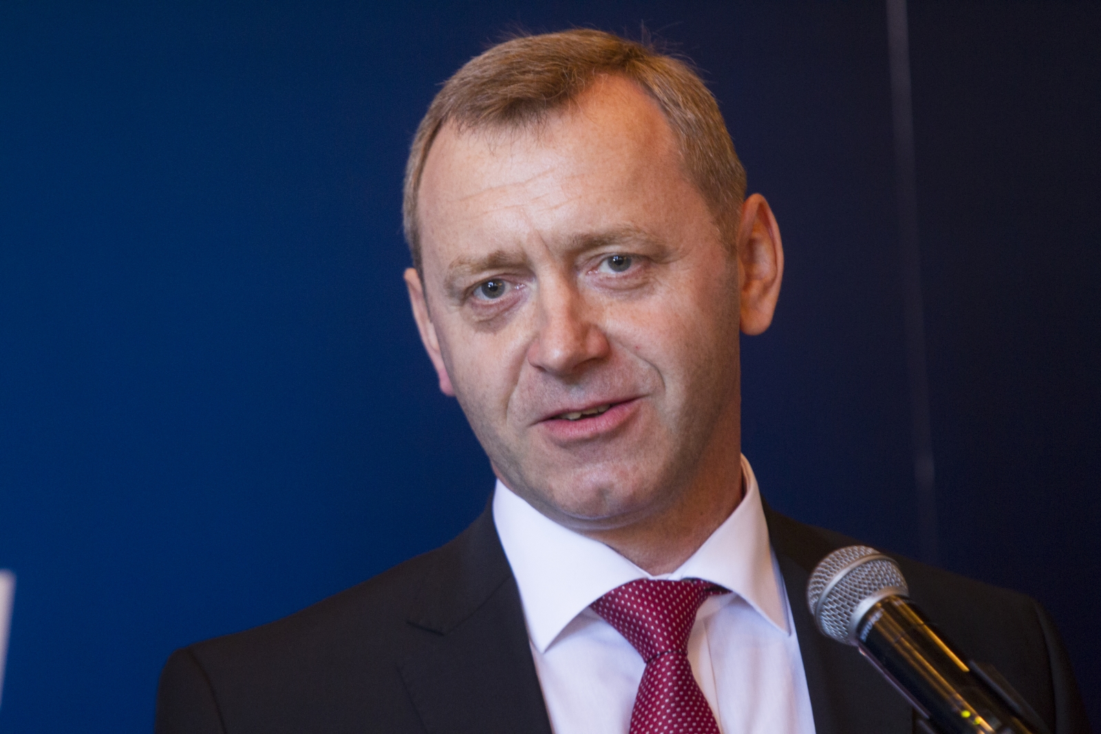 Подписание нового договора между АК «Россия» и «Зенитом»