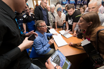 Геннадий Орлов представил книгу: «Вертикаль „Зенита“: Четверть века петербургской команды»