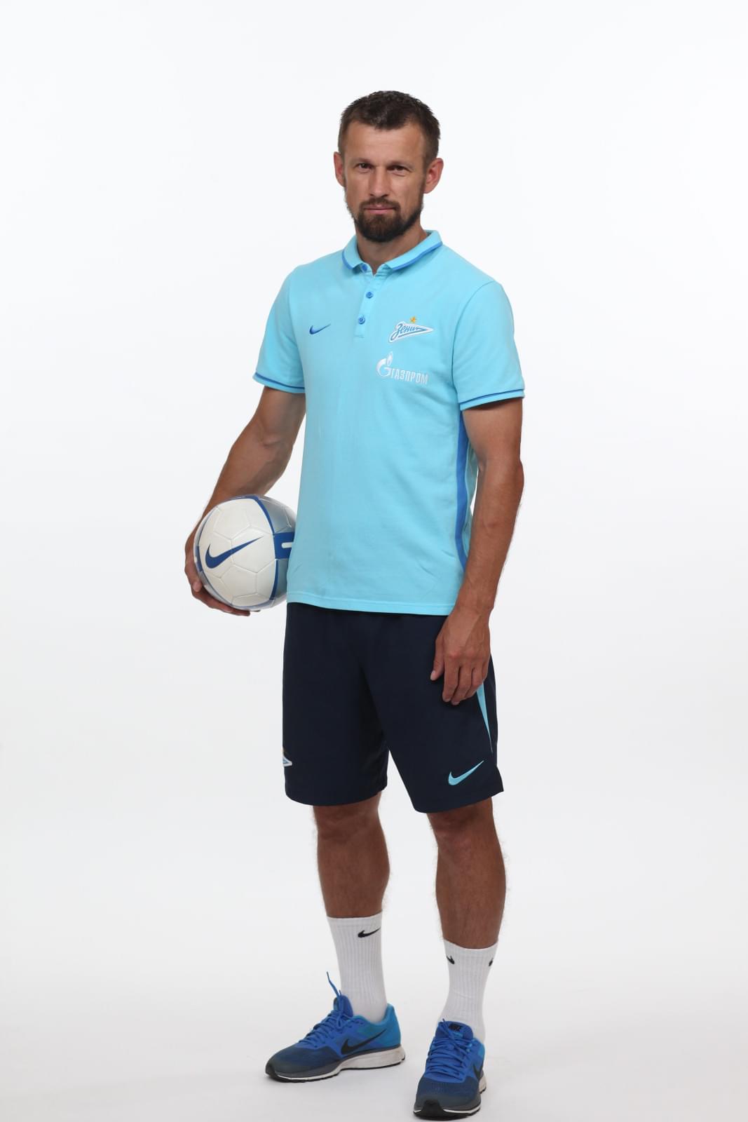 Фотосессия футболистов и тренеров основного состава ФК «Зенит» сезона 2015/2016