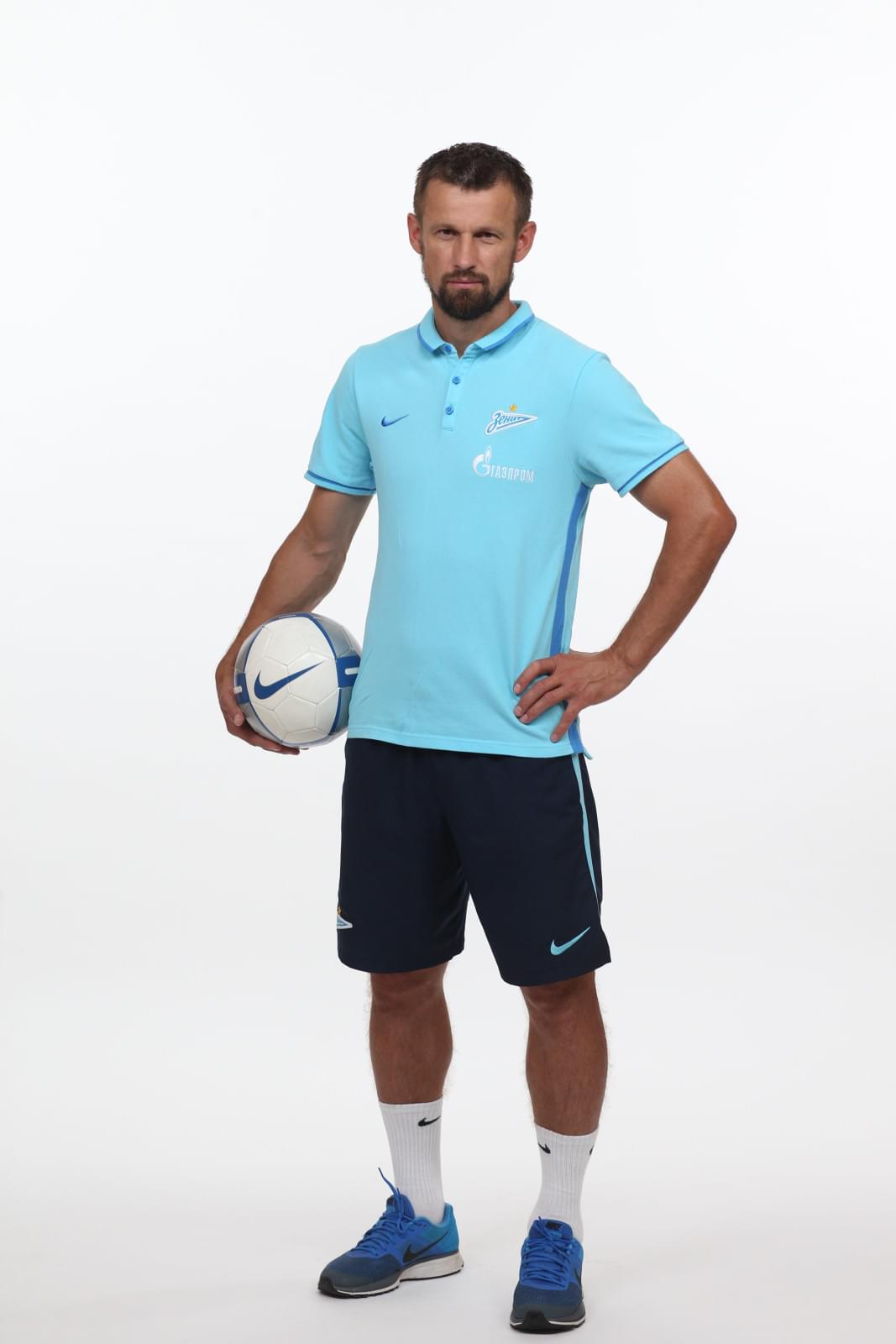 Фотосессия футболистов и тренеров основного состава ФК «Зенит» сезона 2015/2016