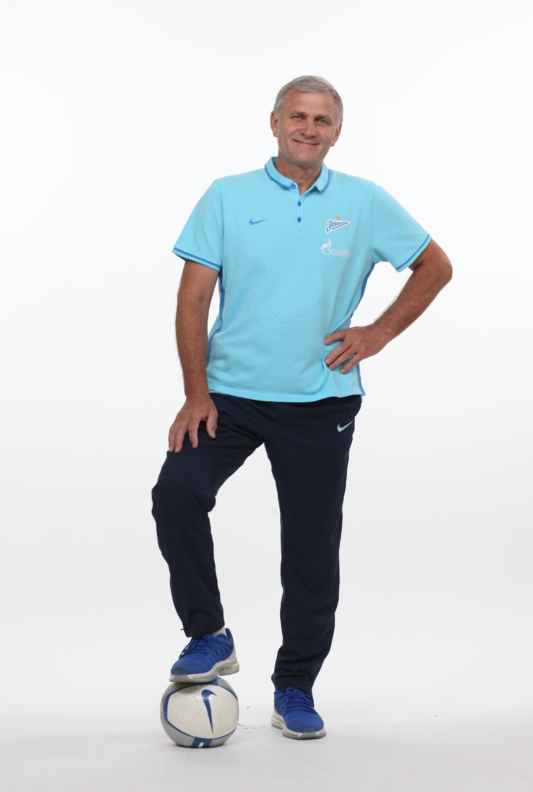 Фотосессия футболистов и тренеров основного состава ФК «Зенит» сезона 2015/2016