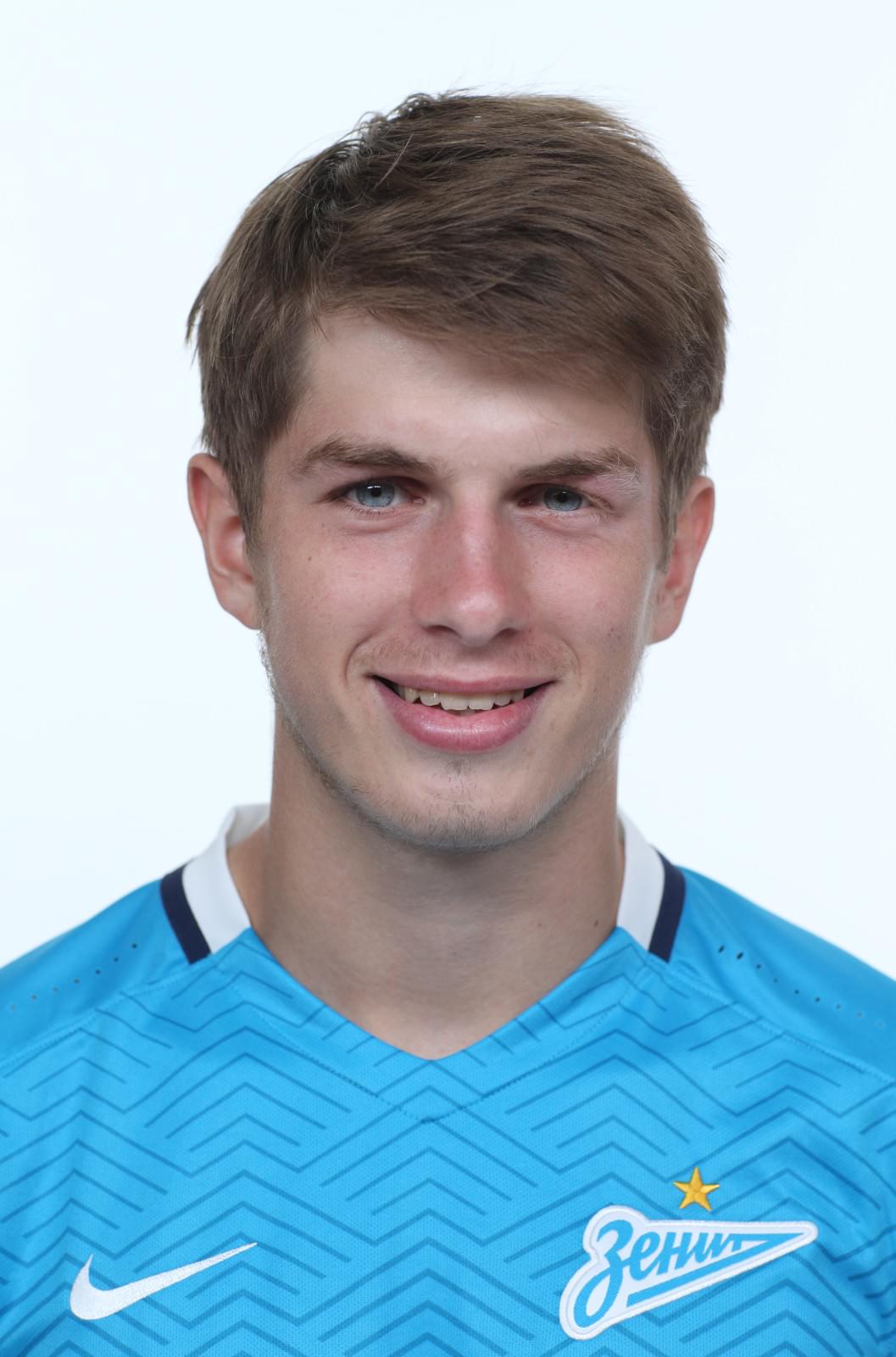 Фотосессия футболистов и тренеров основного состава ФК «Зенит» сезона 2015/2016