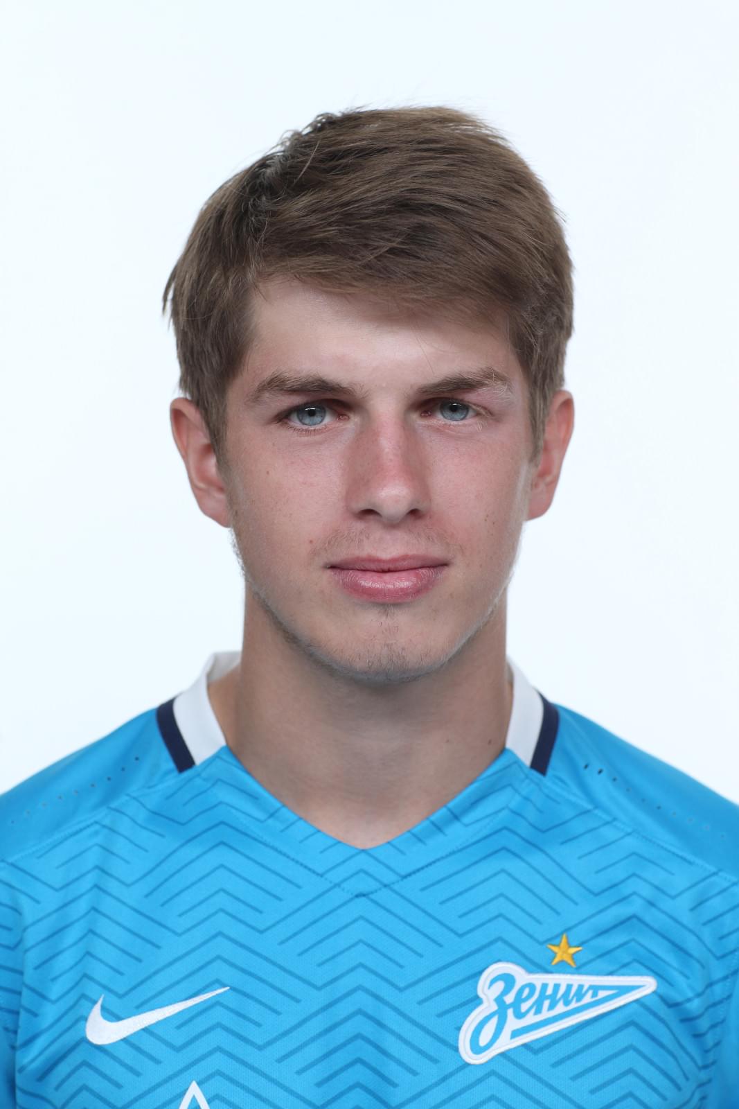 Фотосессия футболистов и тренеров основного состава ФК «Зенит» сезона 2015/2016