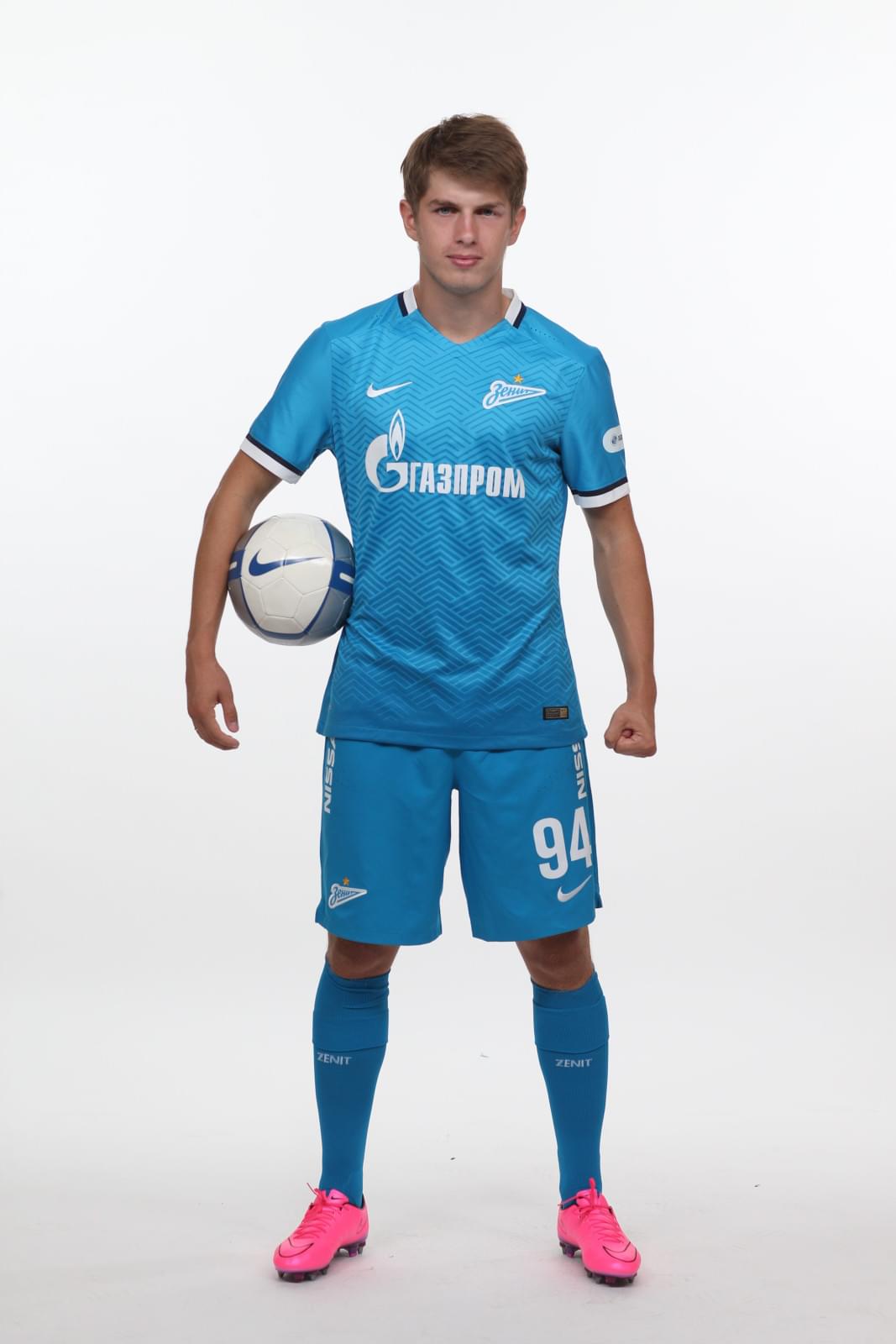 Фотосессия футболистов и тренеров основного состава ФК «Зенит» сезона 2015/2016