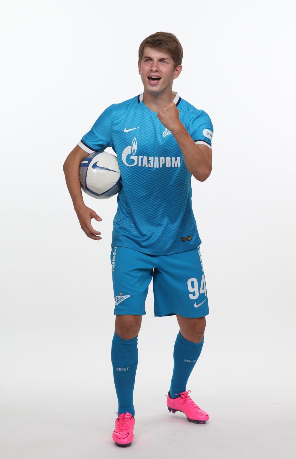 Фотосессия футболистов и тренеров основного состава ФК «Зенит» сезона 2015/2016