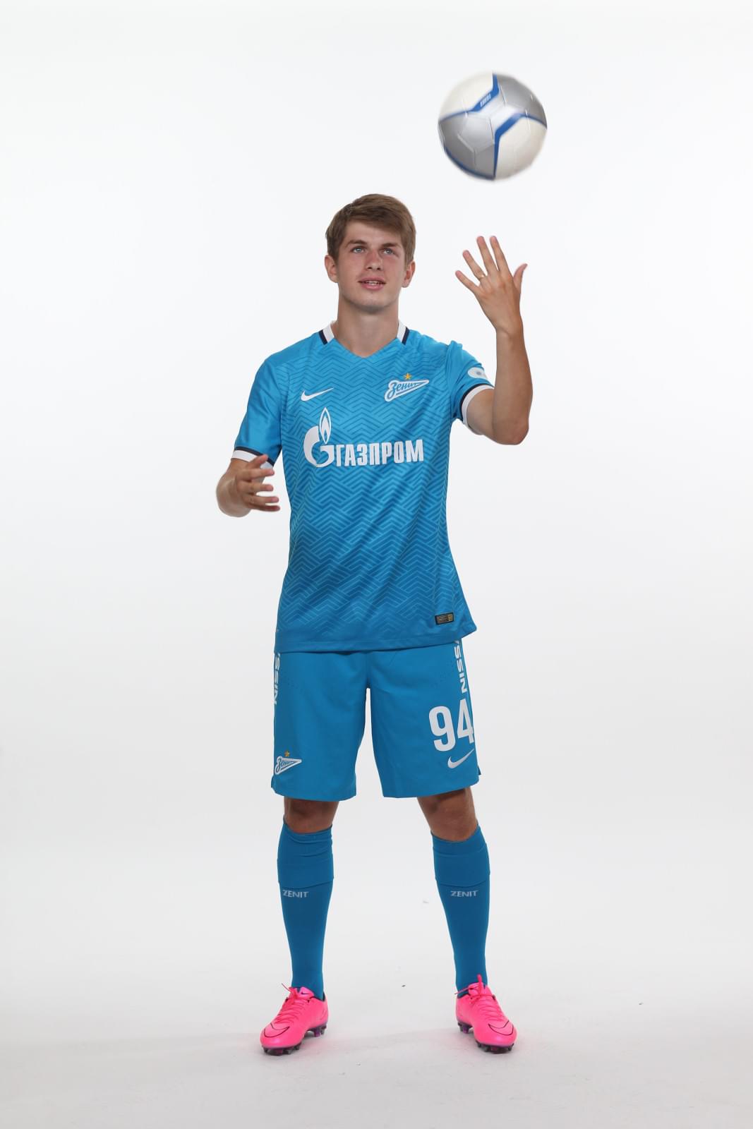 Фотосессия футболистов и тренеров основного состава ФК «Зенит» сезона 2015/2016