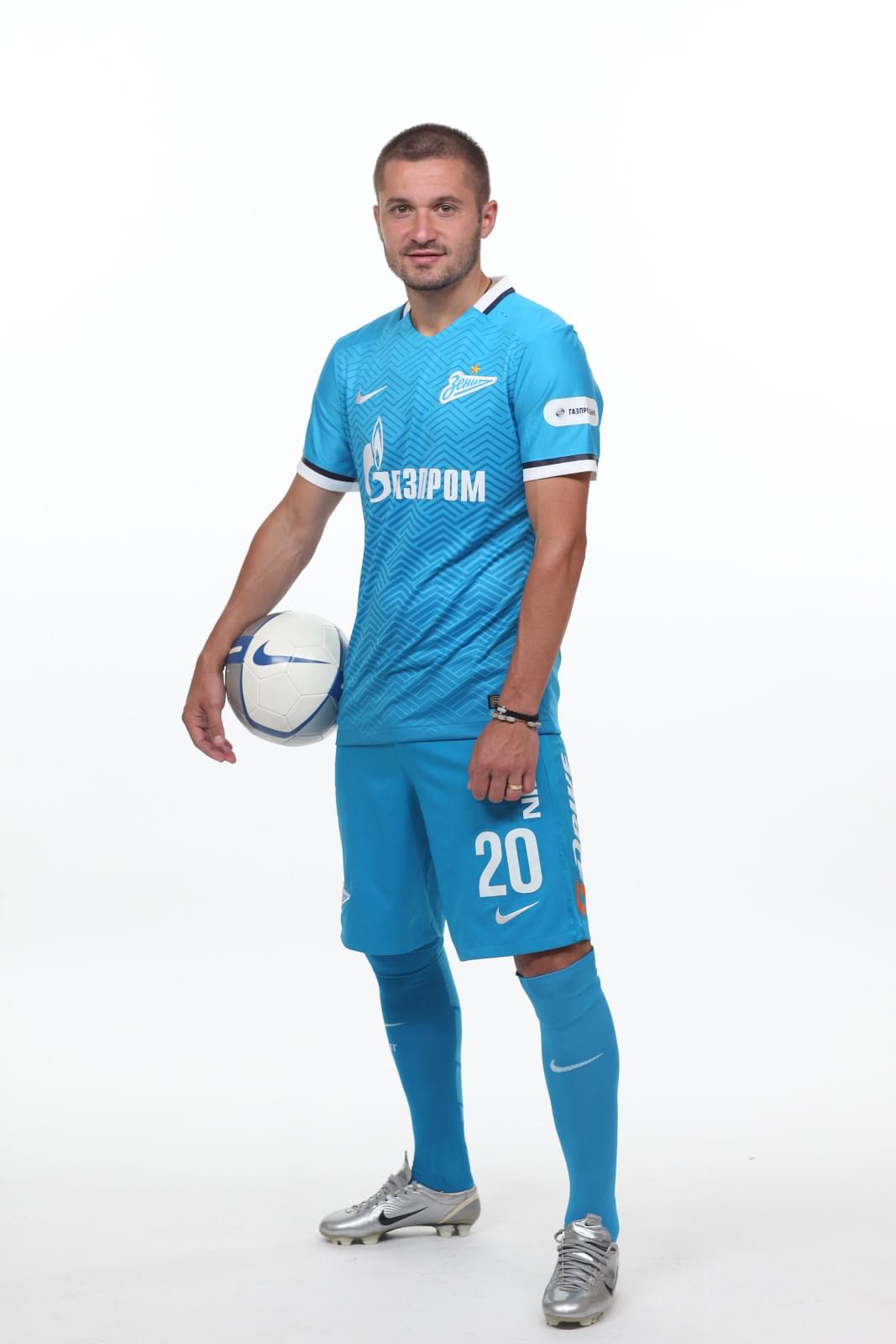 Фотосессия футболистов и тренеров основного состава ФК «Зенит» сезона 2015/2016