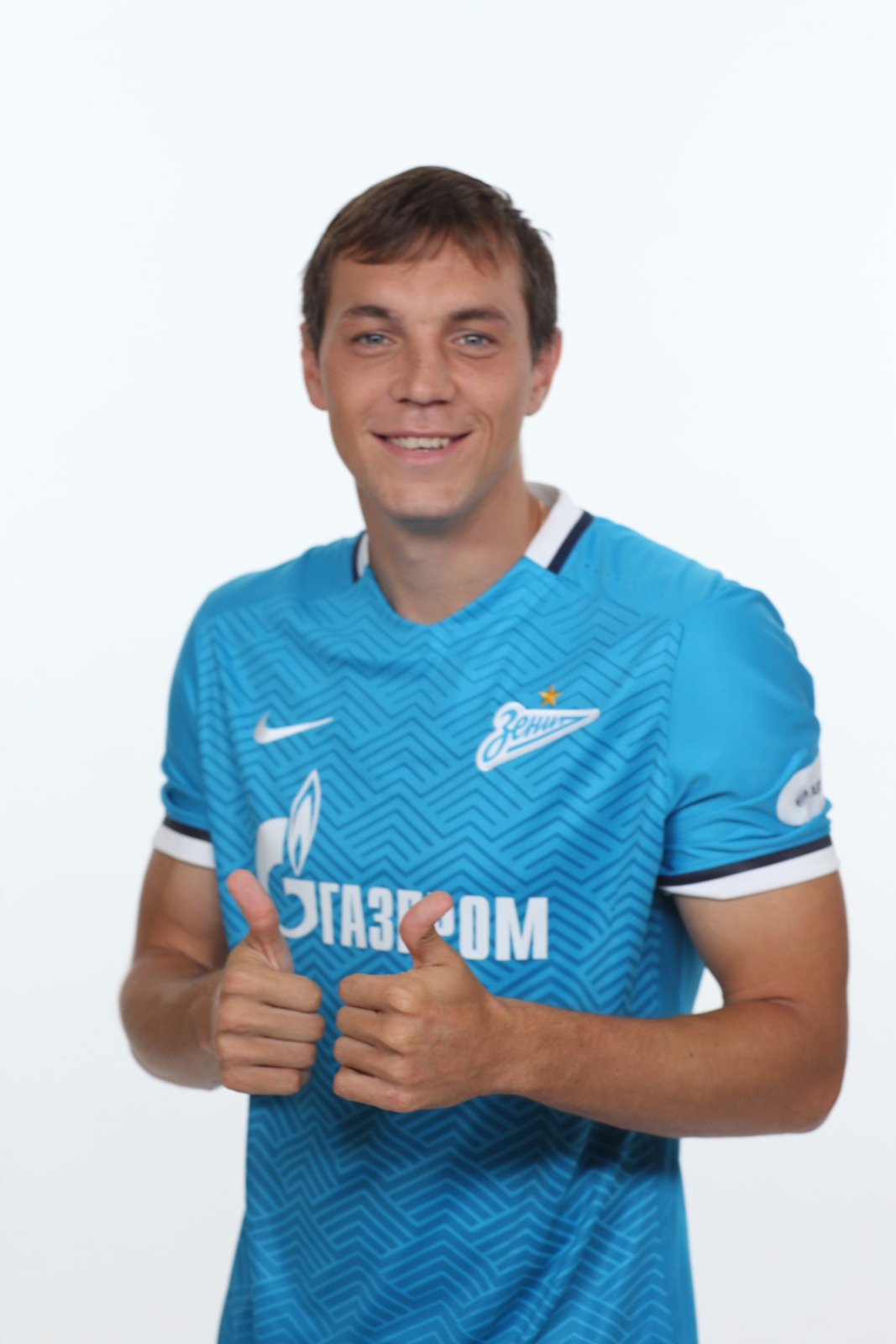 Фотосессия футболистов и тренеров основного состава ФК «Зенит» сезона 2015/2016