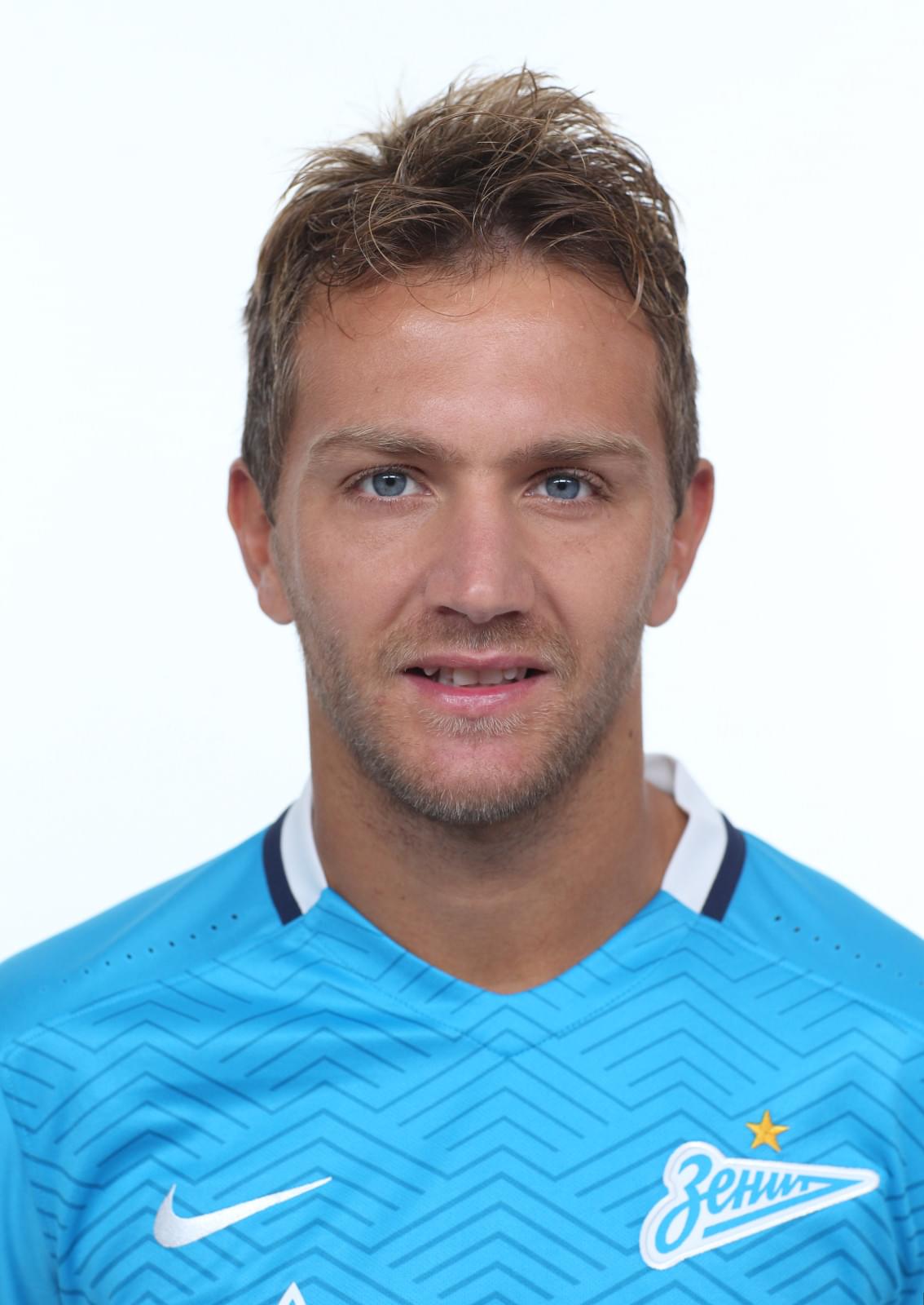 Фотосессия футболистов и тренеров основного состава ФК «Зенит» сезона 2015/2016