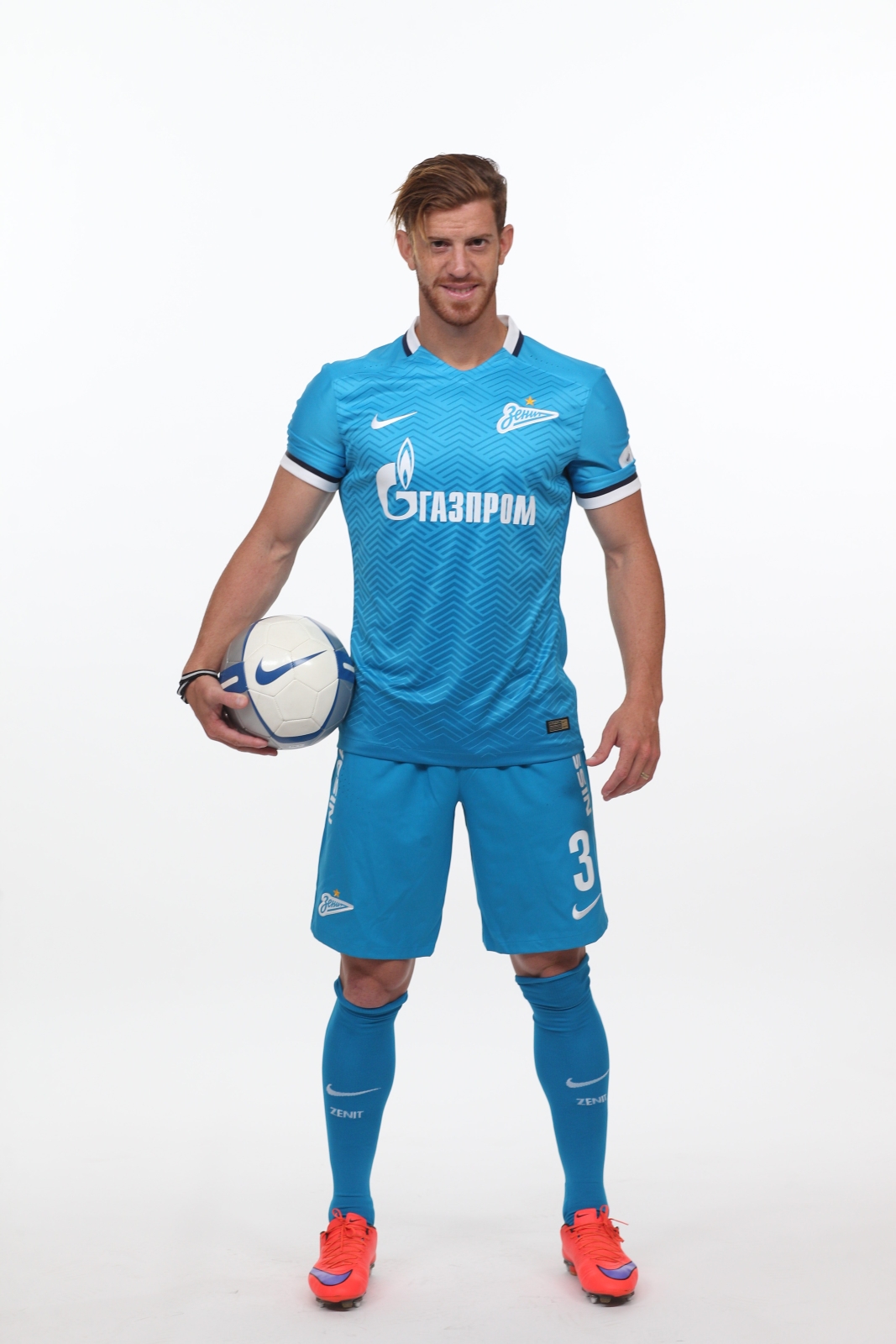 Фотосессия футболистов и тренеров основного состава ФК «Зенит» сезона 2015/2016