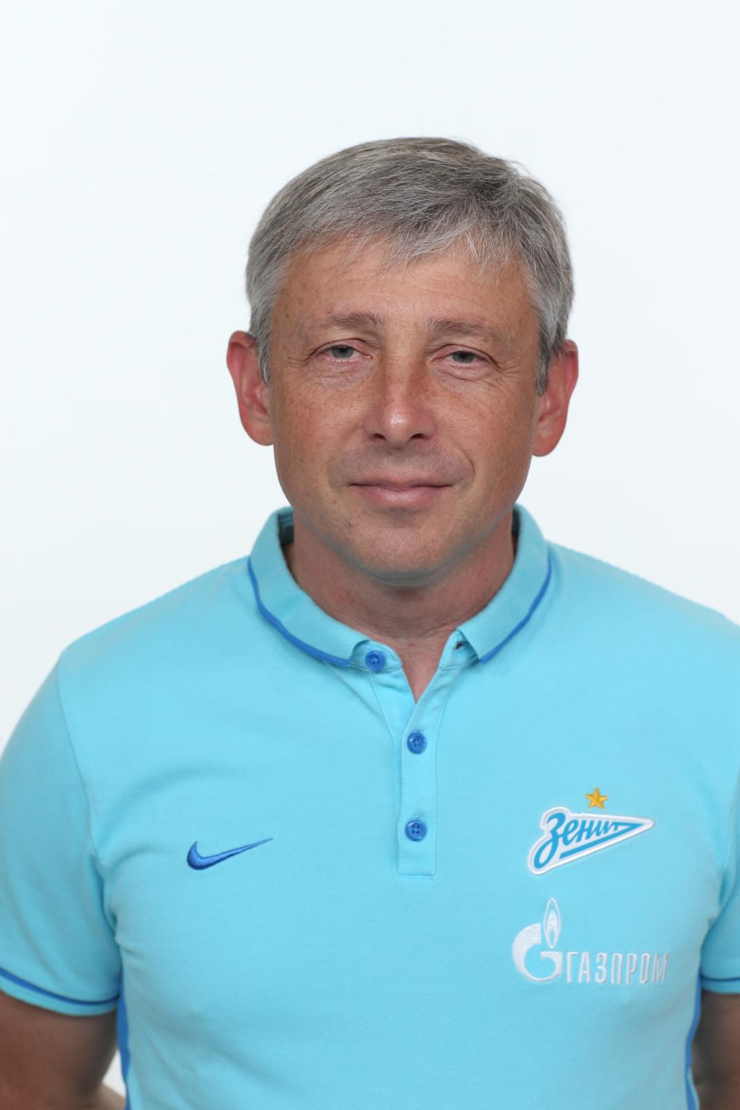 Фотосессия футболистов и тренеров основного состава ФК «Зенит» сезона 2015/2016