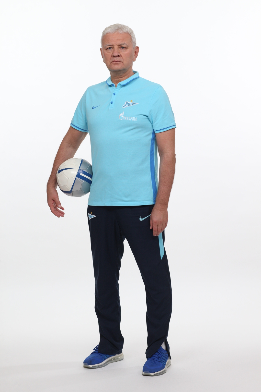 Фотосессия футболистов и тренеров основного состава ФК «Зенит» сезона 2015/2016