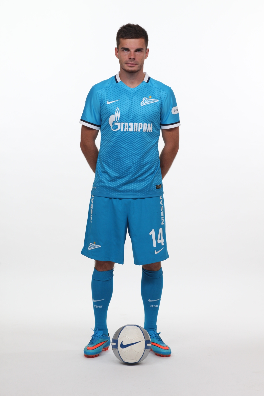 Фотосессия футболистов и тренеров основного состава ФК «Зенит» сезона 2015/2016