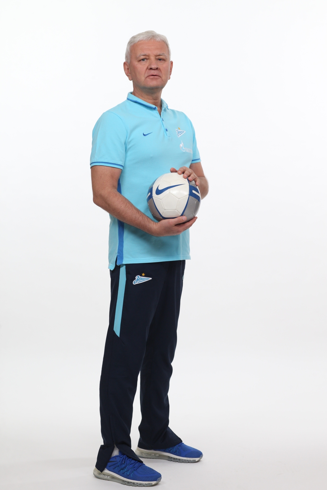 Фотосессия футболистов и тренеров основного состава ФК «Зенит» сезона 2015/2016