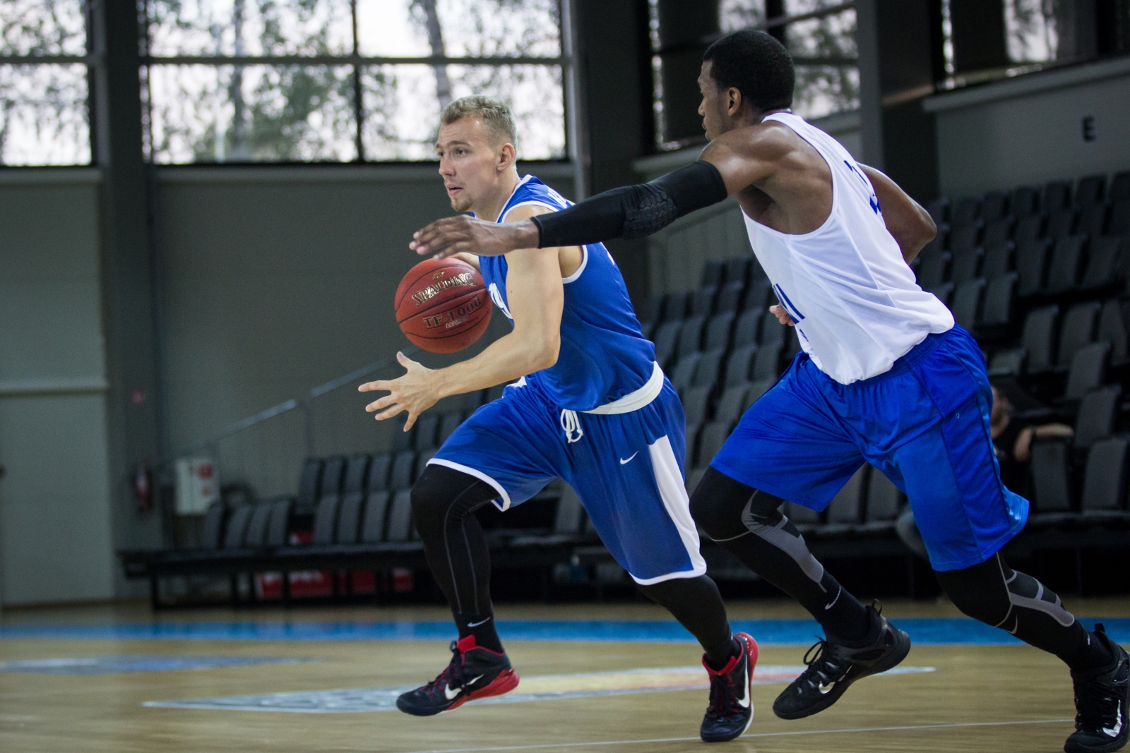 Международный товарищеский турнир «One Team Cup-2015». Финал. Баскетбольный матч БК «Зенит» — БК «Цмоки-Минск»