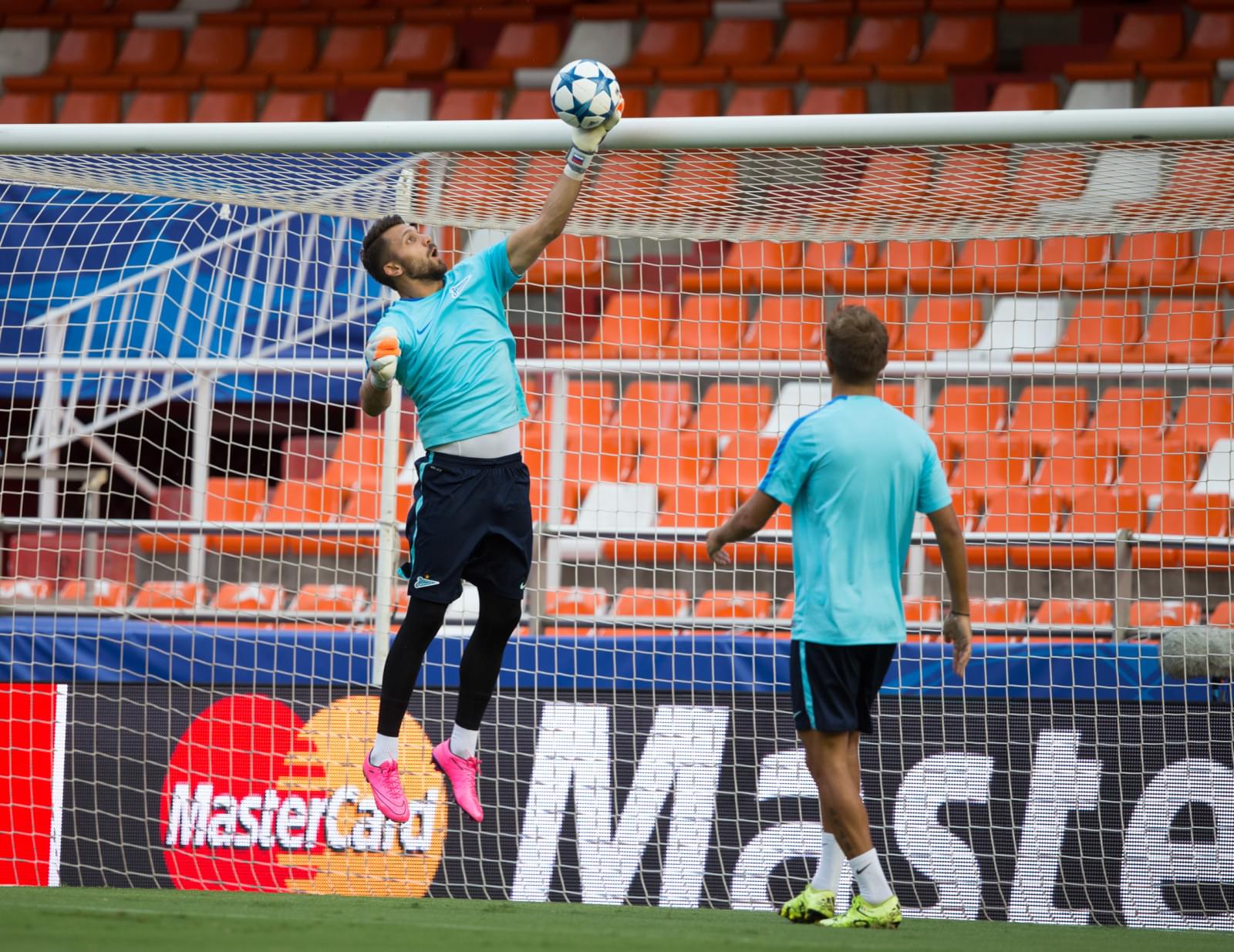 Тренировка «Зенита» перед матчем Лиги чемпионов УЕФА 2015/16, «Валенсия» — «Зенит»