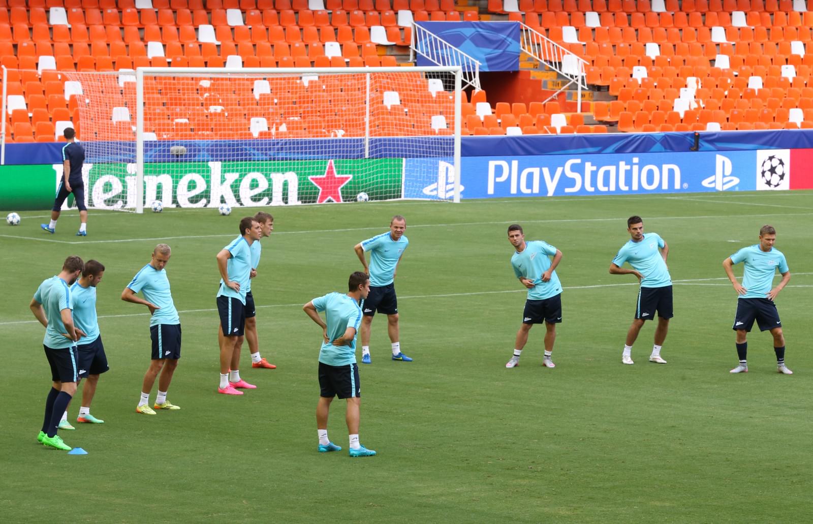 Тренировка «Зенита» перед матчем Лиги чемпионов УЕФА 2015/16, «Валенсия» — «Зенит»