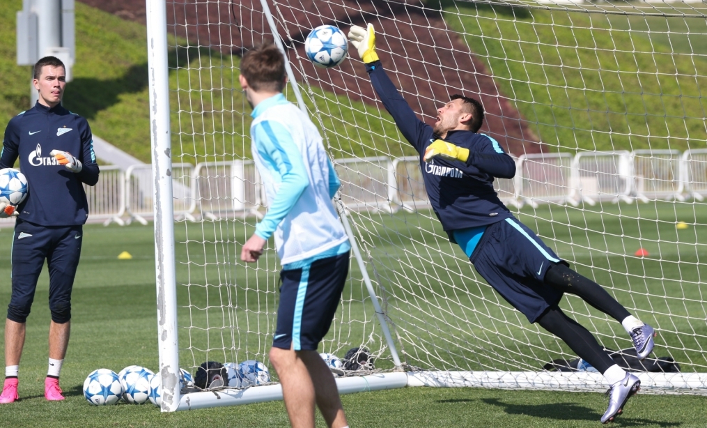 «Газпром»-тренировочные сборы в Дохе: 14 января, утренняя тренировка