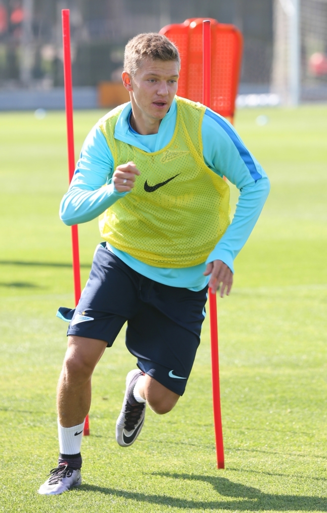 «Газпром»-тренировочные сборы в Дохе: 14 января, утренняя тренировка