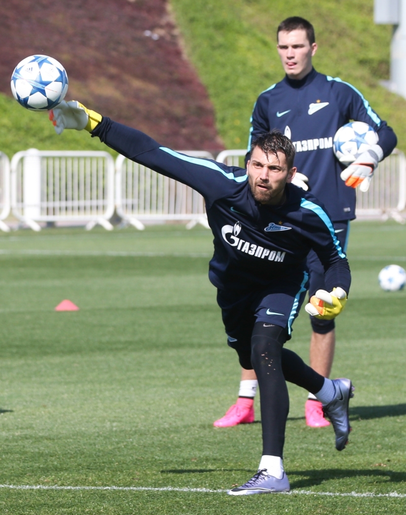 «Газпром»-тренировочные сборы в Дохе: 14 января, утренняя тренировка