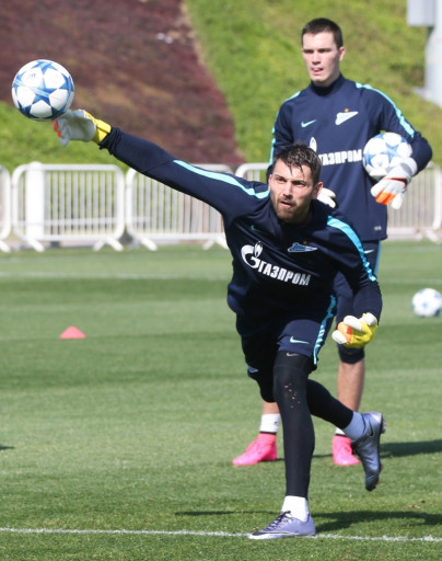 «Газпром»-тренировочные сборы в Дохе: 14 января, утренняя тренировка