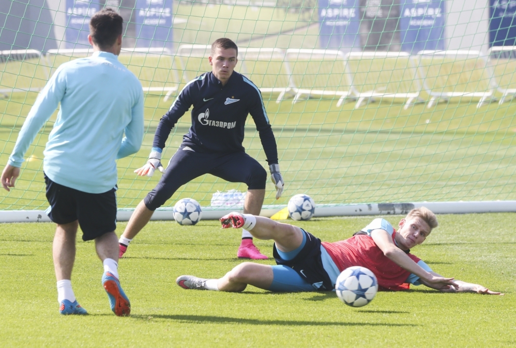 «Газпром»-тренировочные сборы в Дохе: 16 января, утренняя тренировка