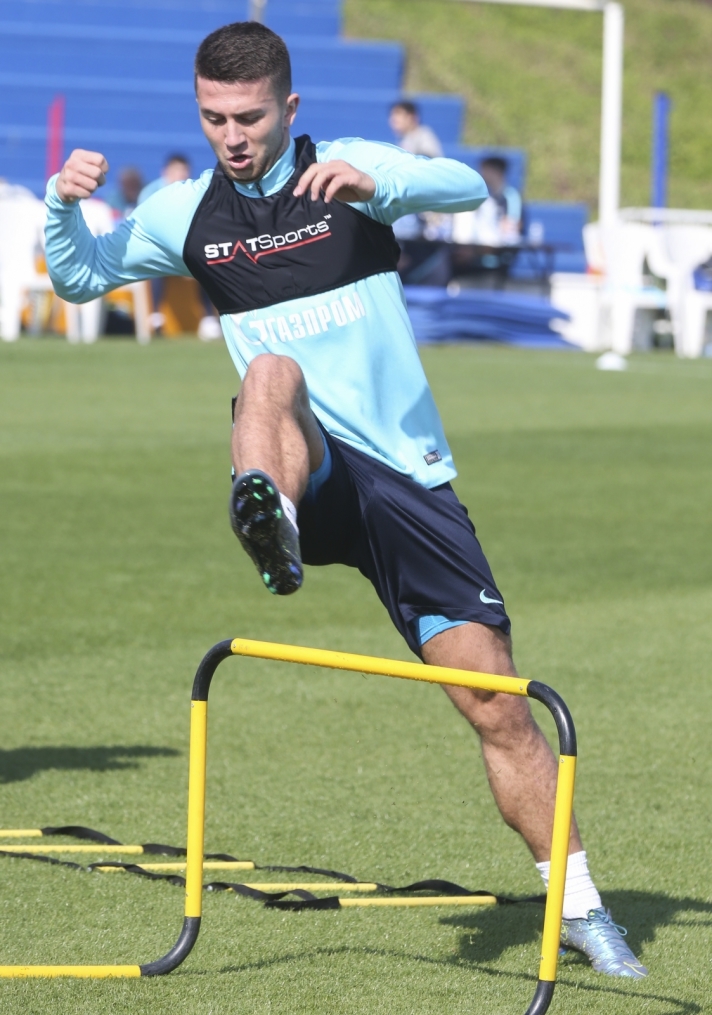 «Газпром»-тренировочные сборы в Дохе: 16 января, утренняя тренировка