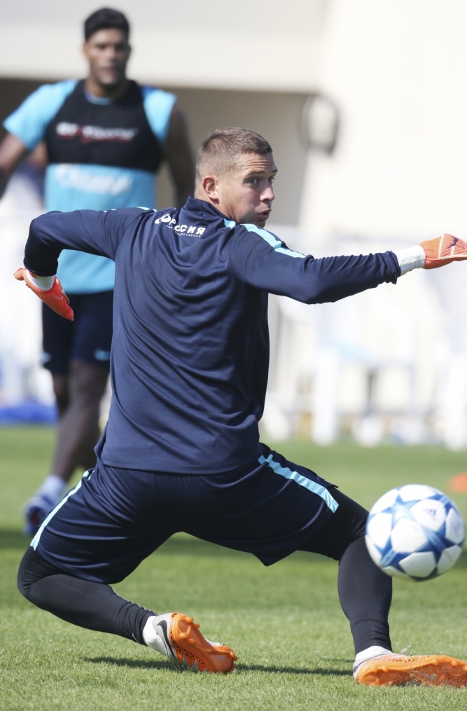 «Газпром»-тренировочные сборы в Дохе: 16 января, утренняя тренировка