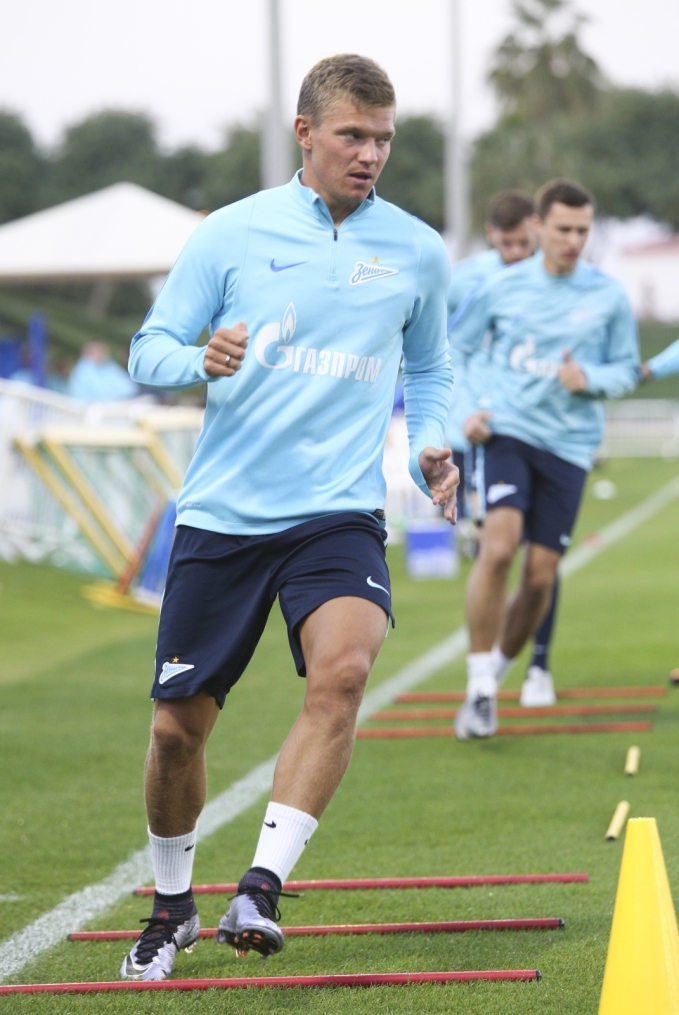 «Газпром»-тренировочные сборы в Дохе: 20 января, вечерняя тренировка