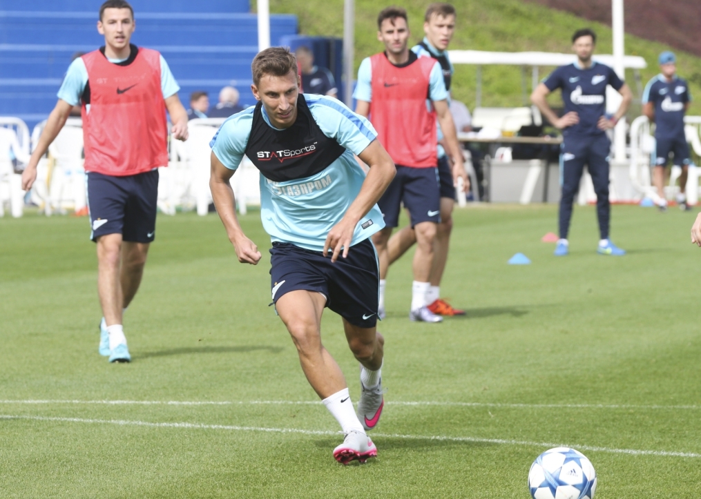 «Газпром»-тренировочные сборы в Дохе: 23 января, утренняя тренировка