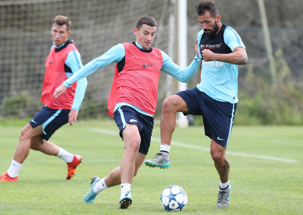 Второй «Газпром»-тренировочный сбор в Фару: 28 января, утренняя тренировка