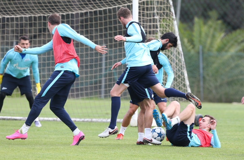 Второй «Газпром»-тренировочный сбор в Фару: 28 января, утренняя тренировка