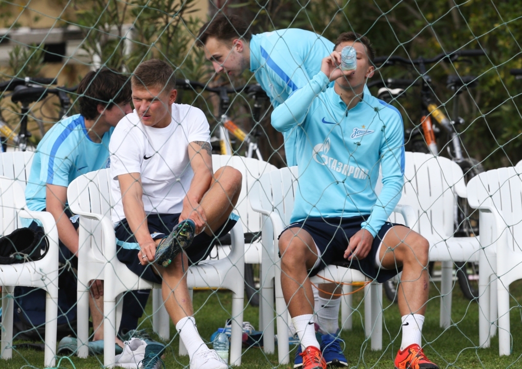 Второй «Газпром»-тренировочный сбор в Фару: 28 января, утренняя тренировка