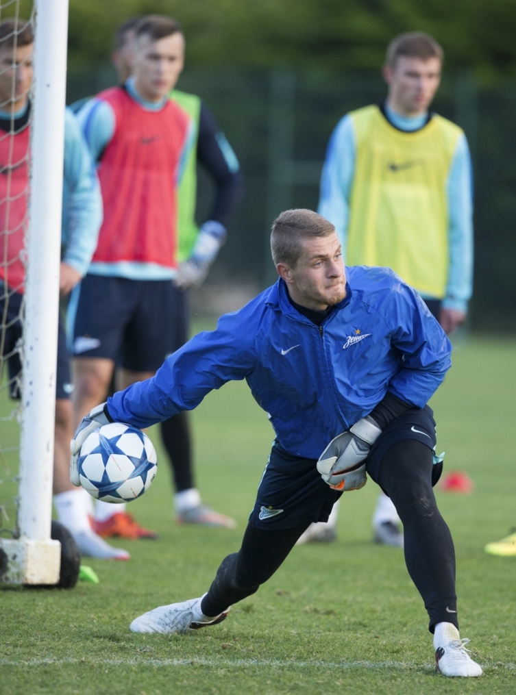 Второй «Газпром»-тренировочный сбор в Фару: 28 января, вечерняя тренировка