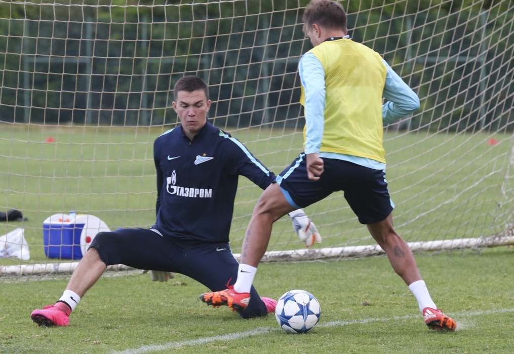 Второй «Газпром»-тренировочный сбор в Фару: 28 января, вечерняя тренировка