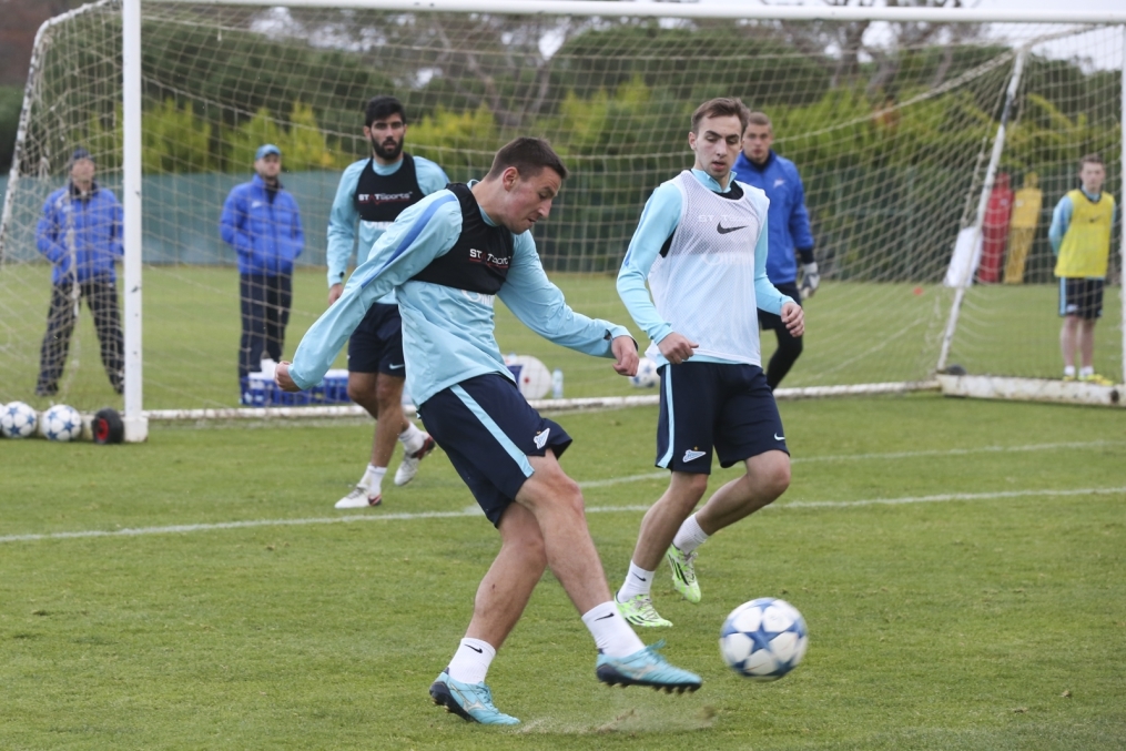 Второй «Газпром»-тренировочный сбор в Фару: 28 января, вечерняя тренировка